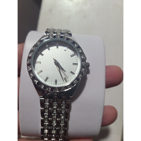 I.n.c. International Concepts Women\'s Silver tone Bracelet Watch silver NEW main image 4